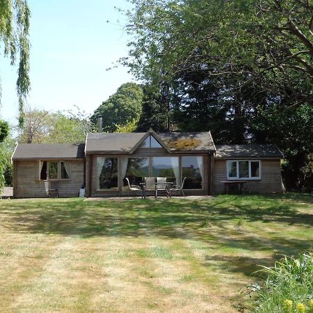 Idyllic Log Cabin Near Stratford Upon Avon Zewnętrze zdjęcie