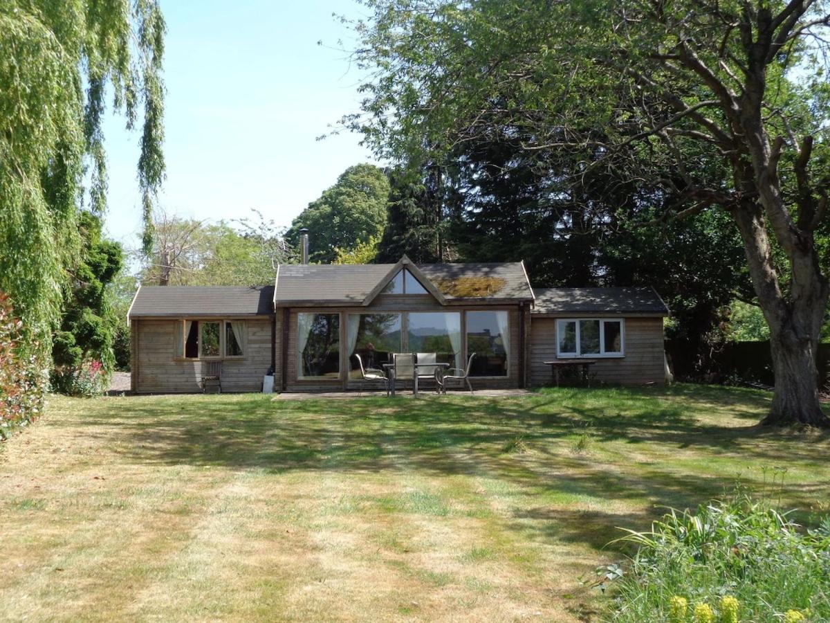 Idyllic Log Cabin Near Stratford Upon Avon Zewnętrze zdjęcie